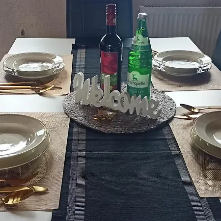 Sommertraum, Netflix 아파트 게르메르샤임